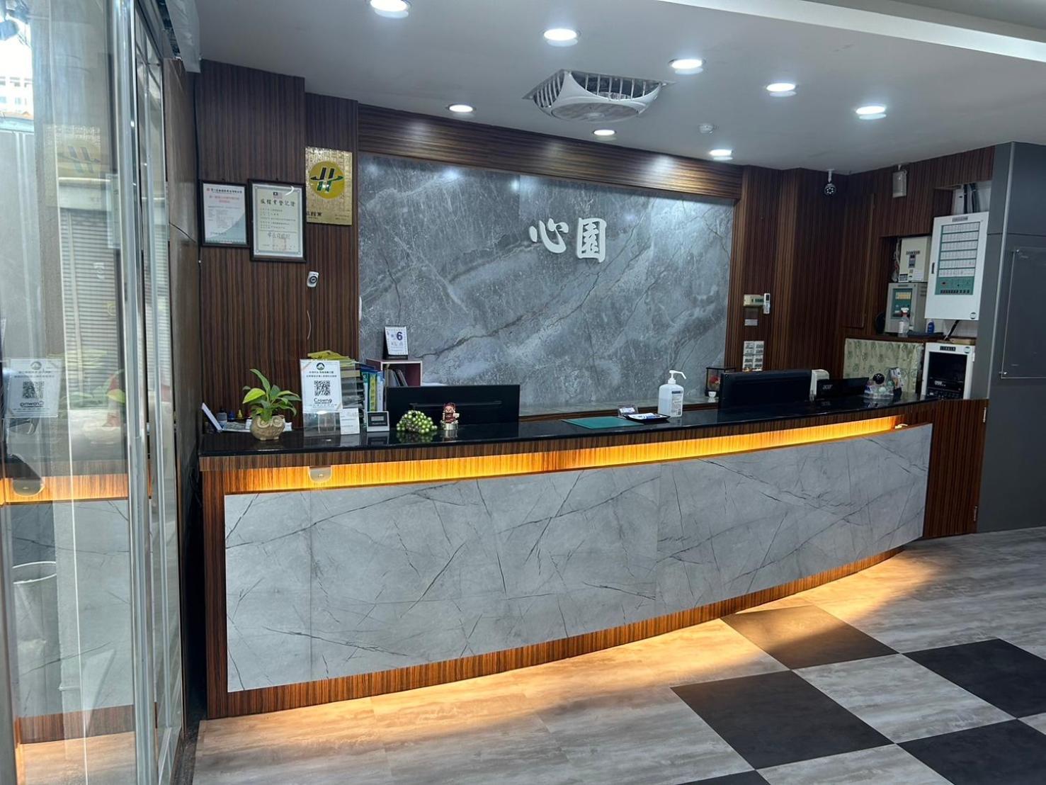 心園生活旅店 Xin Yuan Hotel Sin-ču Exteriér fotografie